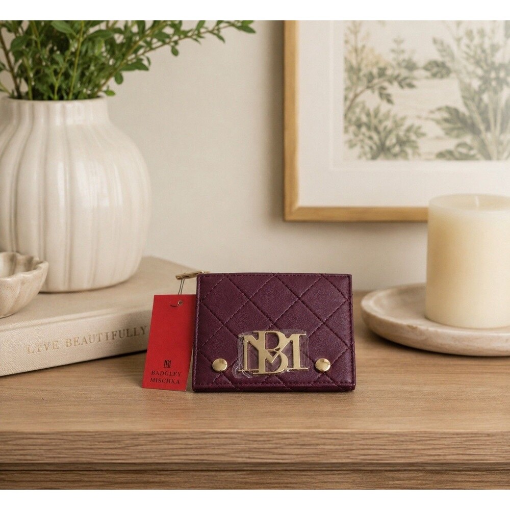 Badgley Mischka Wine Vegan Leather Logo Quilted Short Card Wallet NWT $49